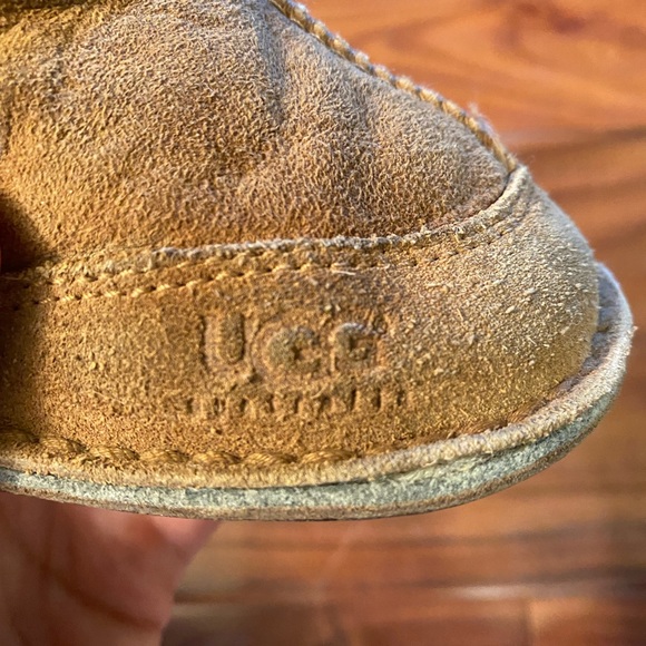 Sheepskin Ugg booties - Picture 3 of 5